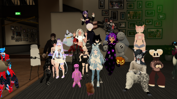 VRChat_2024-10-10_21-39-30.927_7680x4320.png