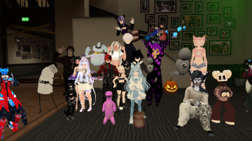 VRChat_2024-10-10_21-39-38.049_7680x4320.png