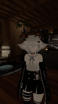 VRChat_2025-09-16_22-08-43.224_4320x7680.png