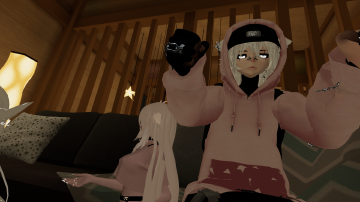 VRChat_1920x1080_2021-08-01_00-25-07.145.png