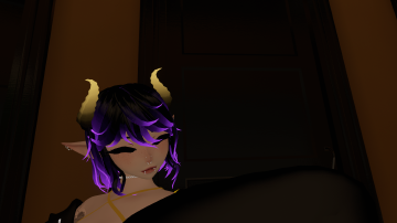 VRChat_1920x1080_2022-02-20_00-03-18.038.png